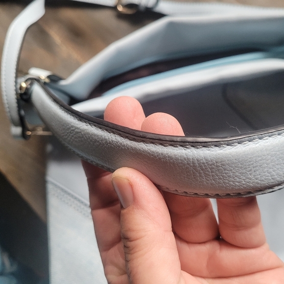 Manocchio Baby Blue Purse - Picture 6 of 12